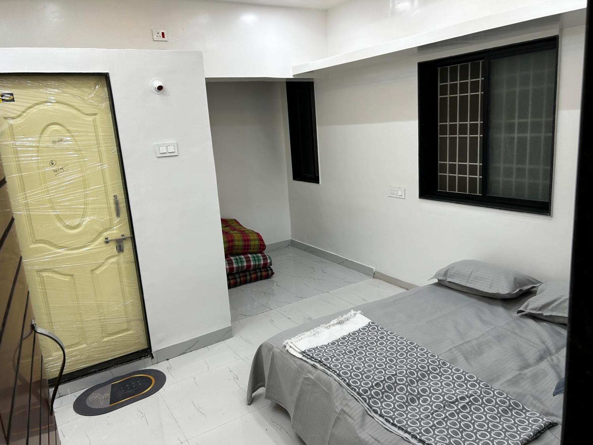 Vatavriksha Guest House,Akkalkot Akalkot エクステリア 写真